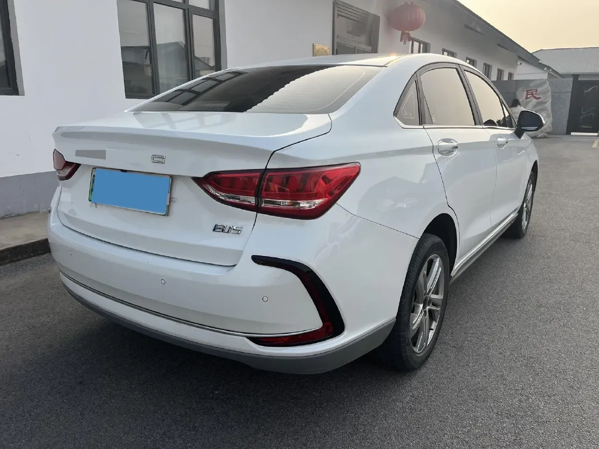 2022 Bestune B70 2.0T 224HP L4 6AT,autocango,china used car exporter,china ev exporter,chinese used car exporter,chinese used ev exporter