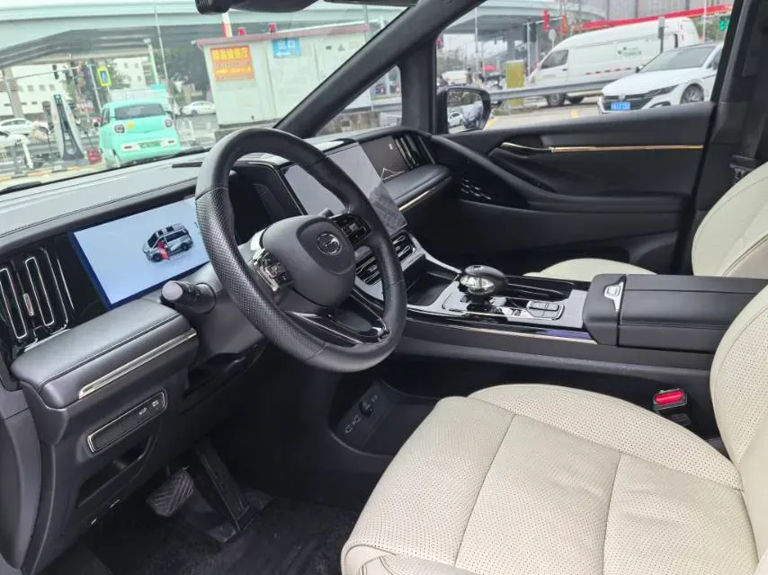 2023 GAC Trumpchi M8 2.0T 190HP L4 E-CVT Hybrid,autocango,china used car exporter,china ev exporter,chinese used car exporter,chinese used ev exporter
