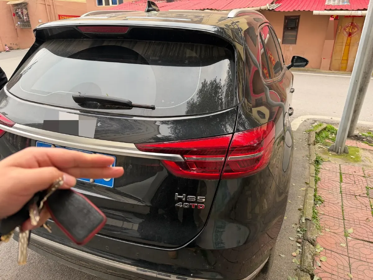 2022 HongQi HS5 2.0T 224HP L4 6AT,autocango,china used car exporter,china ev exporter,chinese used car exporter,chinese used ev exporter