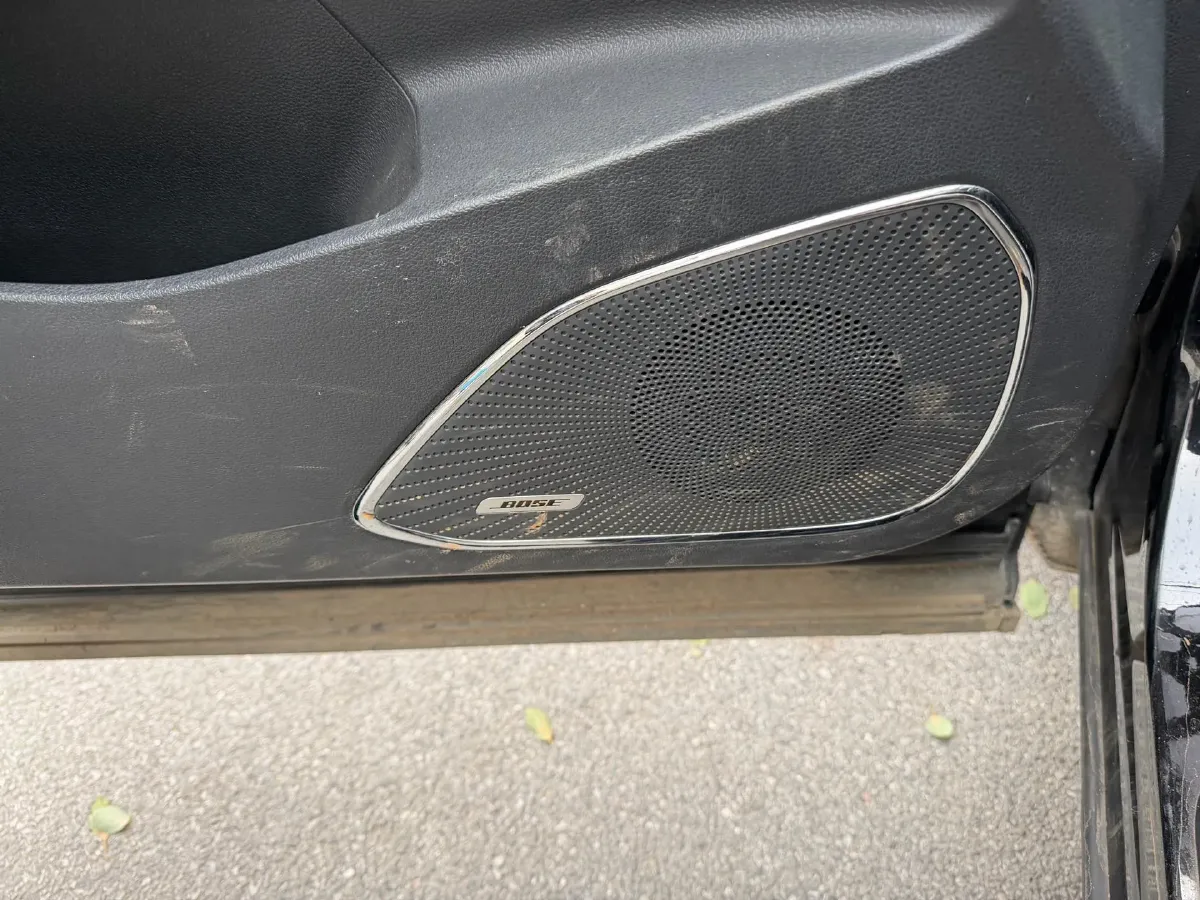 2022 HongQi HS5 2.0T 224HP L4 6AT,autocango,china used car exporter,china ev exporter,chinese used car exporter,chinese used ev exporter