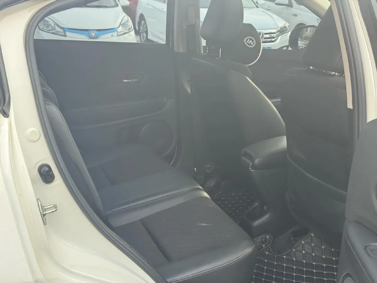 2022 Honda Vezel 1.5L 131HP L4 CVT,autocango,china used car exporter,china ev exporter,chinese used car exporter,chinese used ev exporter