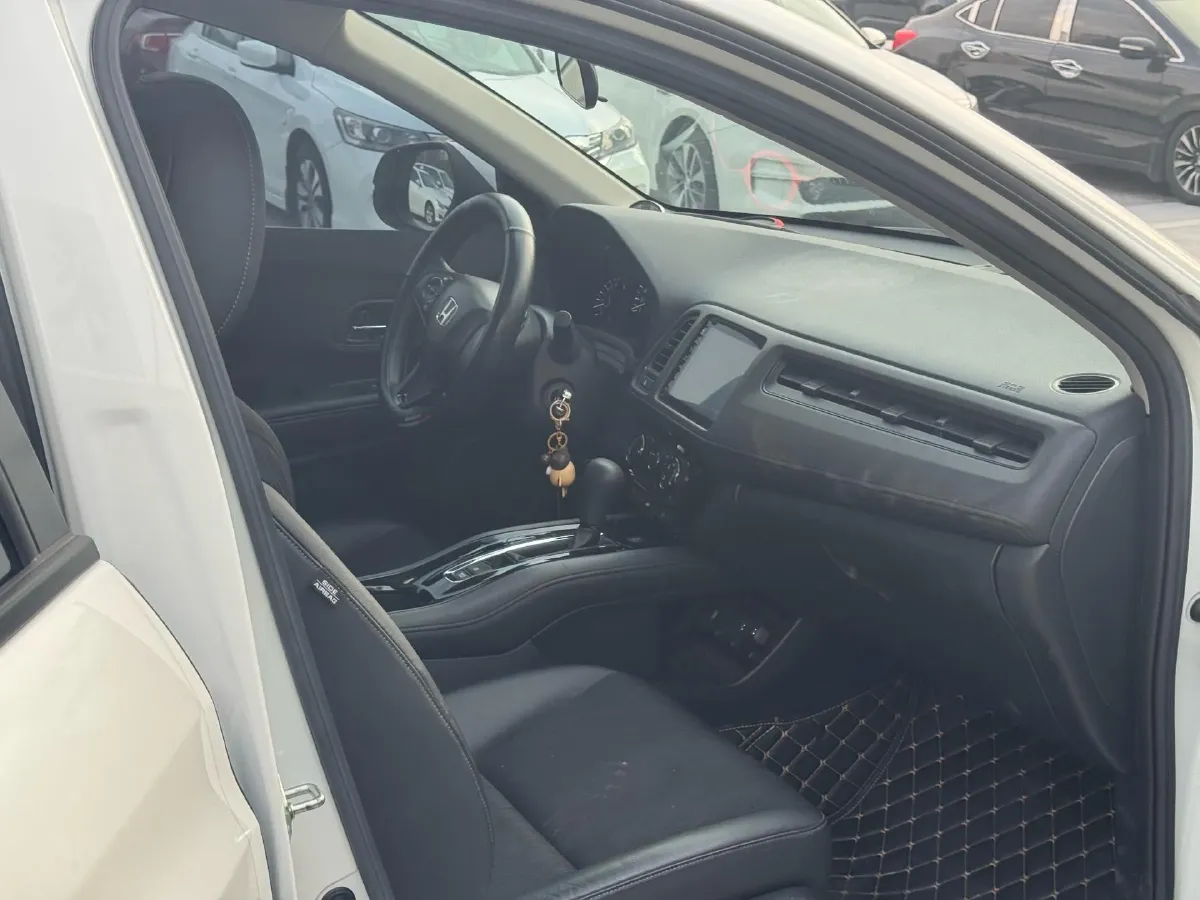 2022 Honda Vezel 1.5L 131HP L4 CVT,autocango,china used car exporter,china ev exporter,chinese used car exporter,chinese used ev exporter