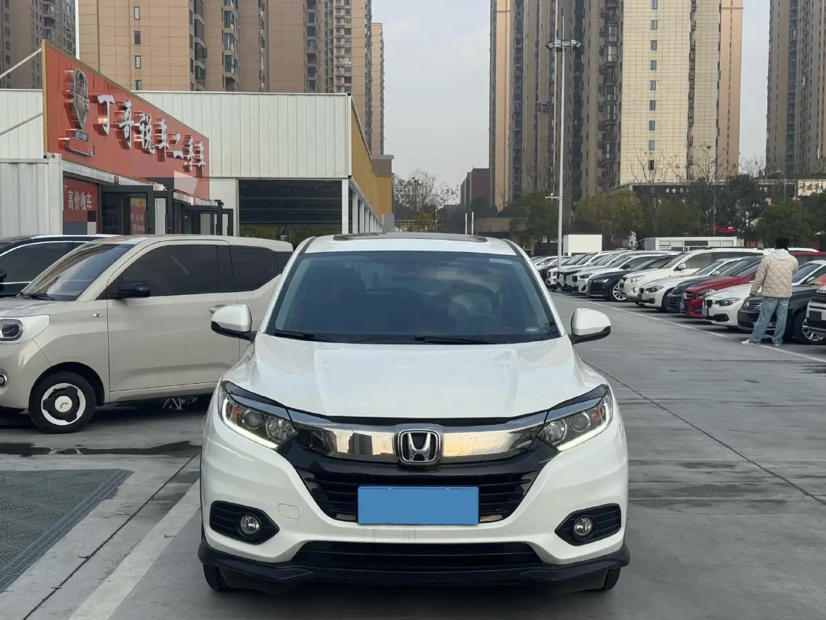 2022 Honda Vezel 1.5L 131HP L4 CVT,autocango,china used car exporter,china ev exporter,chinese used car exporter,chinese used ev exporter