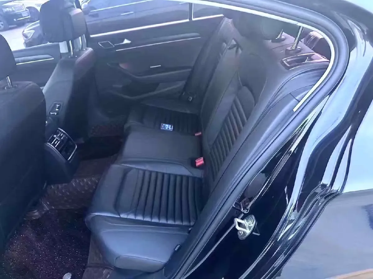 2018 Volkswagen Magotan 1.8T 180HP L4 7DCT,autocango,china used car exporter,china ev exporter,chinese used car exporter,chinese used ev exporter