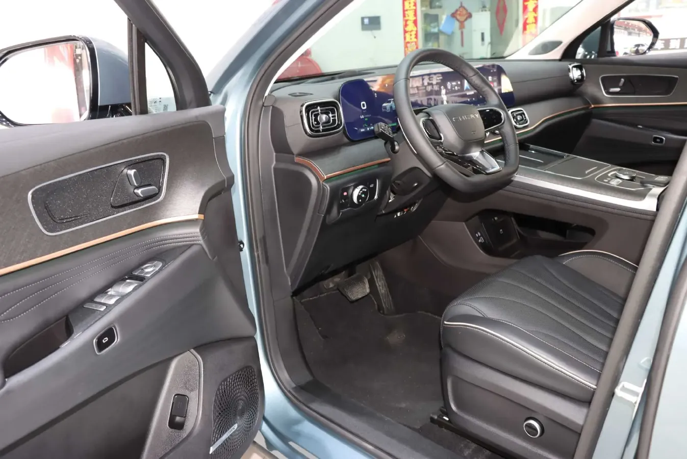 2023 Chery Tiggo 9 2.0T 261HP L4 7DCT,autocango,china used car exporter,china ev exporter,chinese used car exporter,chinese used ev exporter