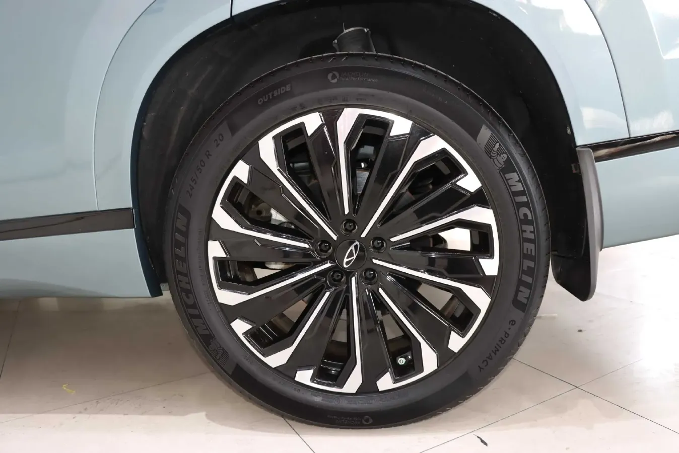 2023 Chery Tiggo 9 2.0T 261HP L4 7DCT,autocango,china used car exporter,china ev exporter,chinese used car exporter,chinese used ev exporter