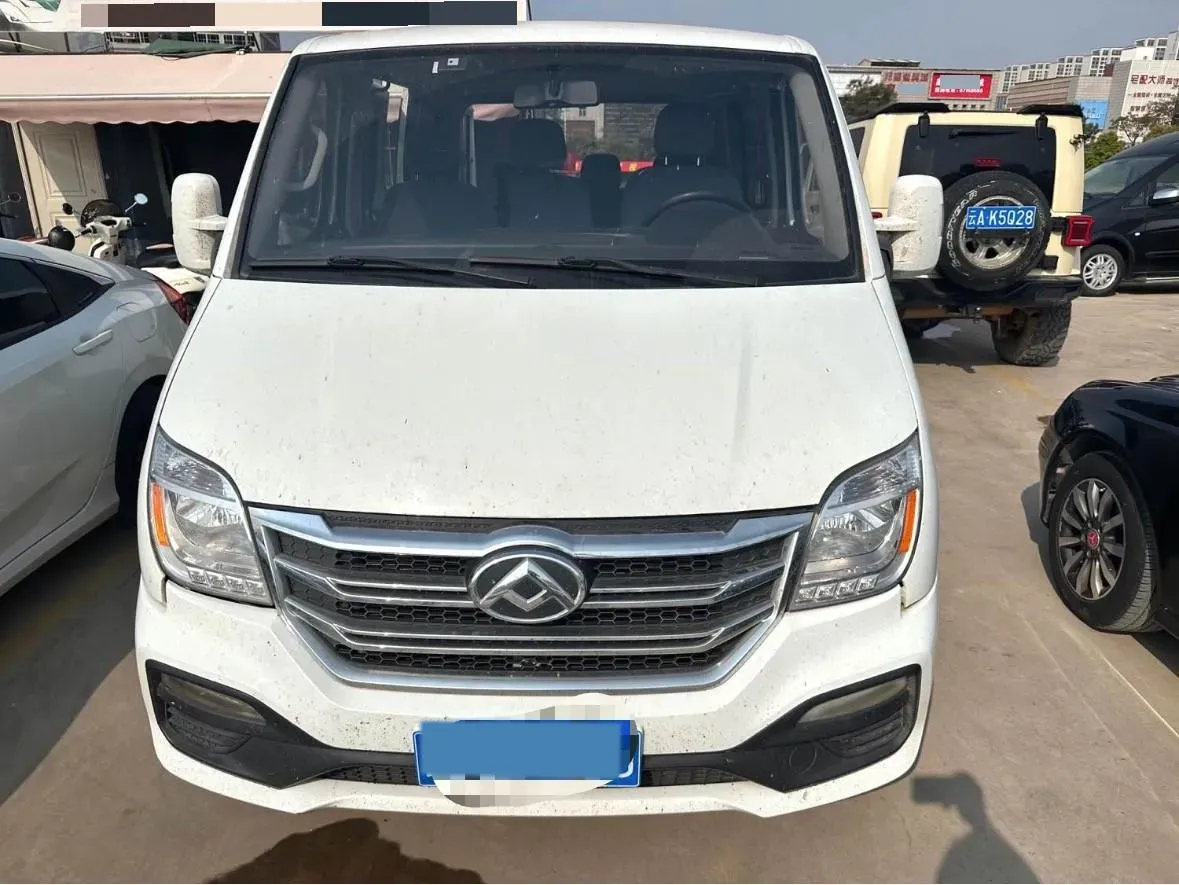 2019 MAXUS XinTu V80 2.0T 139HP L4 6MT,autocango,china used car exporter,china ev exporter,chinese used car exporter,chinese used ev exporter