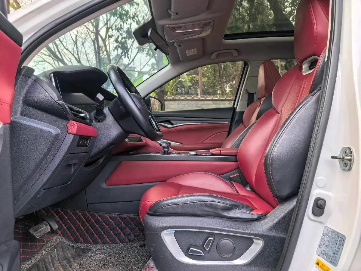 2020 ChangAn CS75 Plus 2.0T 233HP L4 8AT,autocango,china used car exporter,china ev exporter,chinese used car exporter,chinese used ev exporter