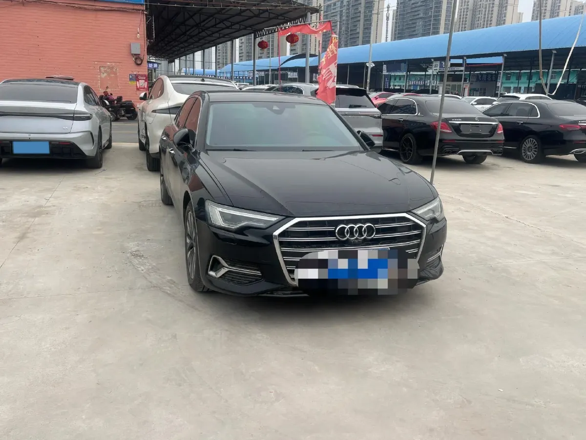 2022 Audi A6L 2.0T 190HP L4 7DCT,autocango,china used car exporter,china ev exporter,chinese used car exporter,chinese used ev exporter