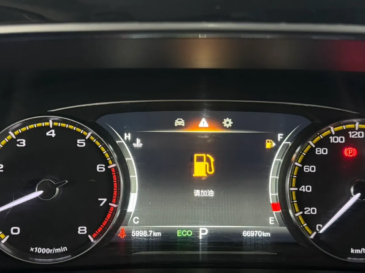 2021 GAC Trumpchi M8 2.0T 252HP L4 8AT,autocango,china used car exporter,china ev exporter,chinese used car exporter,chinese used ev exporter