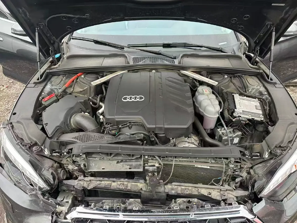 2024 Audi A5 2.0T 204HP L4 7DCT,autocango,china used car exporter,china ev exporter,chinese used car exporter,chinese used ev exporter