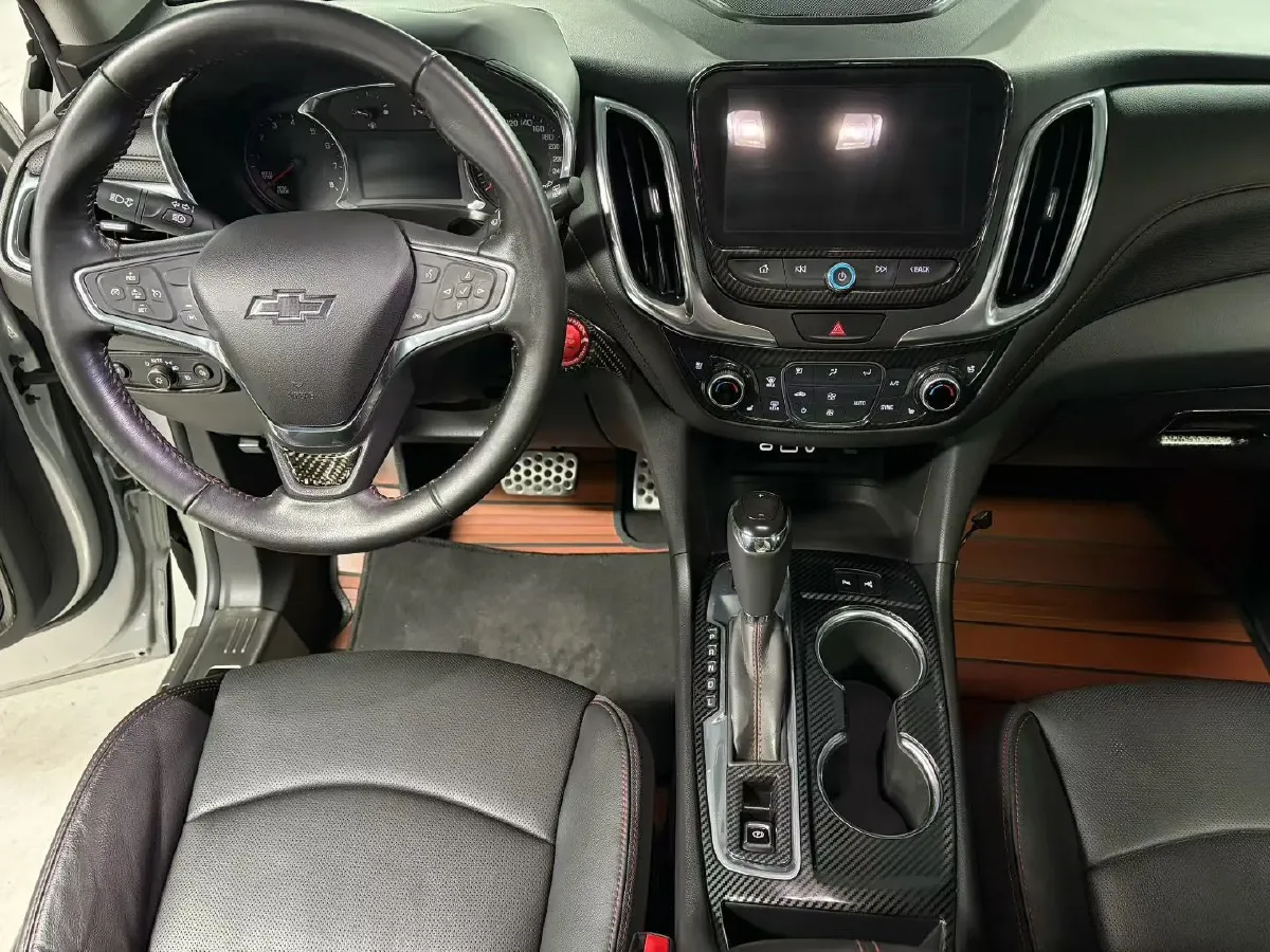 2019 Chevrolet Equinox 2.0T 260HP L4 9AT,autocango,china used car exporter,china ev exporter,chinese used car exporter,chinese used ev exporter