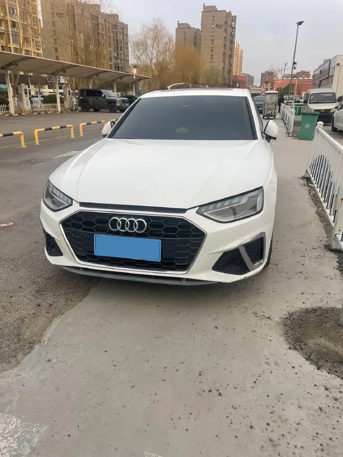 2020 Audi A4L 2.0T 190HP L4 7DCT,autocango,china used car exporter,china ev exporter,chinese used car exporter,chinese used ev exporter