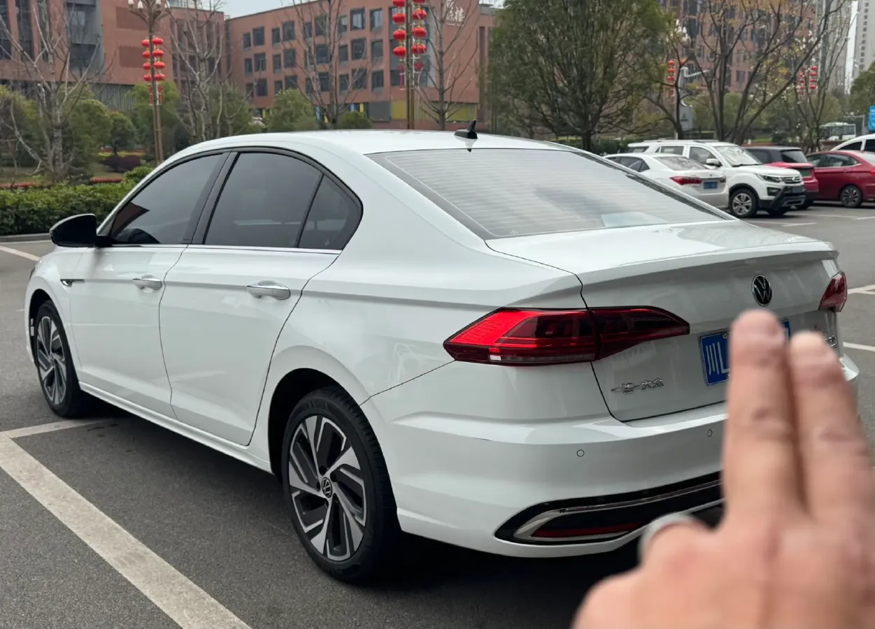 2023 Volkswagen Bora 1.5T 160HP L4 7DCT,autocango,china used car exporter,china ev exporter,chinese used car exporter,chinese used ev exporter