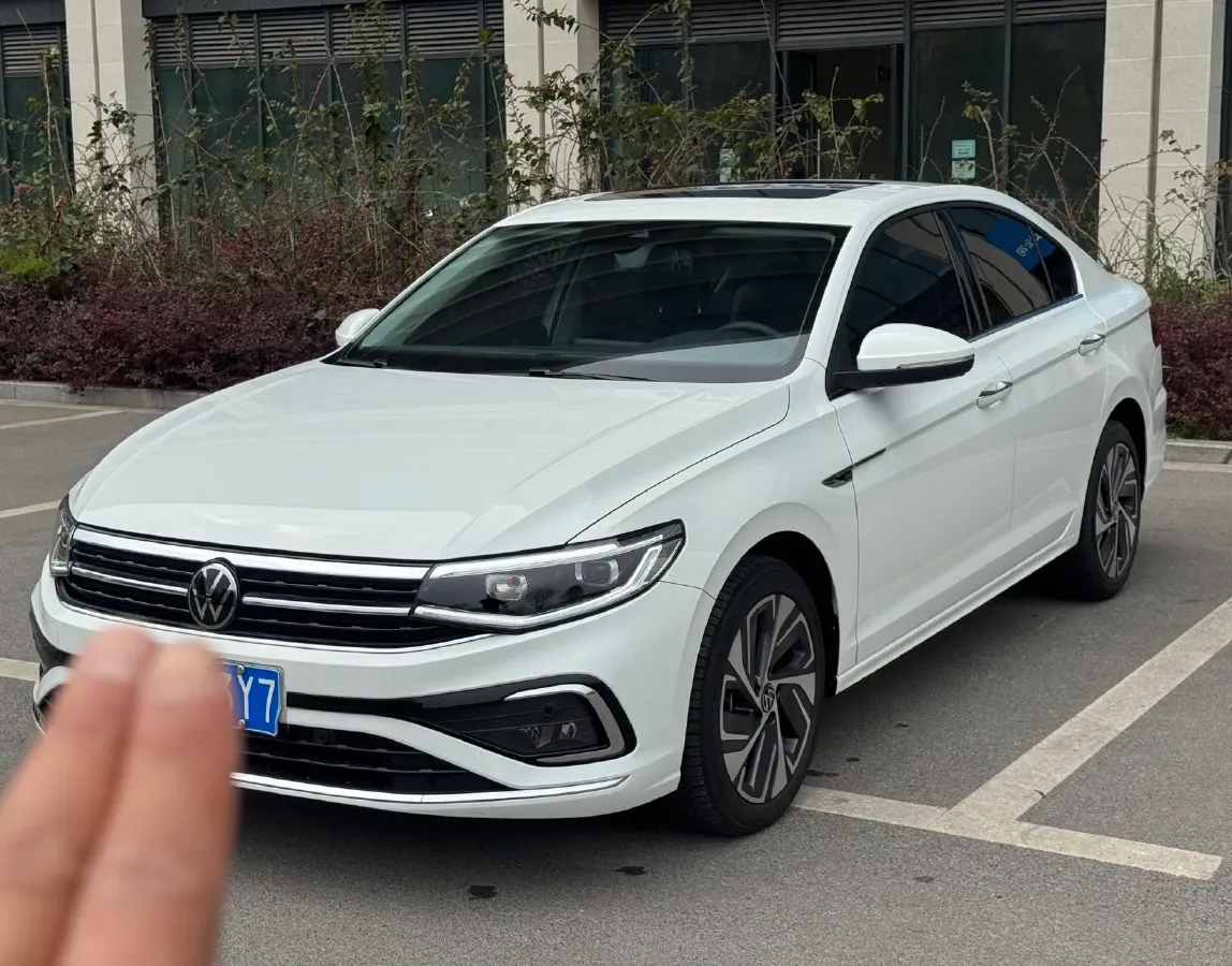 2023 Volkswagen Bora 1.5T 160HP L4 7DCT,autocango,china used car exporter,china ev exporter,chinese used car exporter,chinese used ev exporter