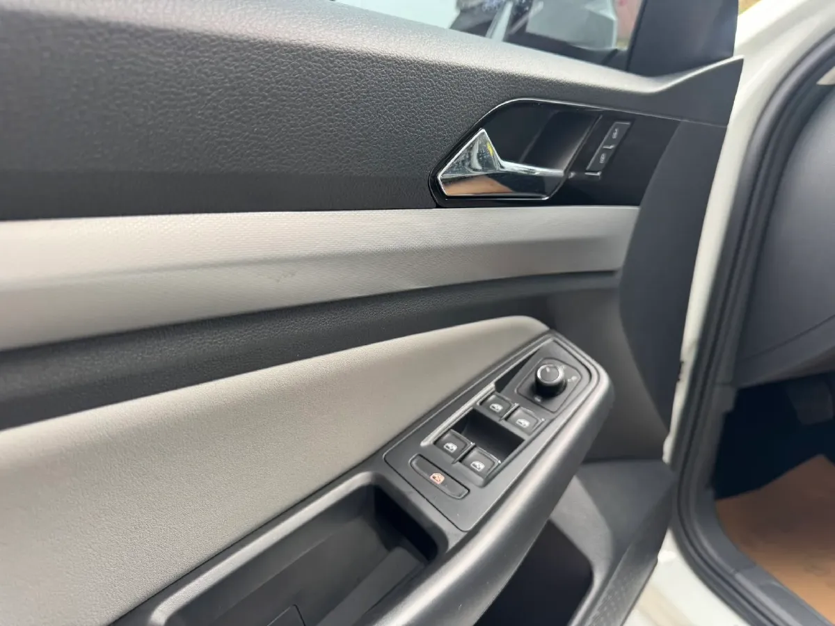 2023 Volkswagen Bora 1.5T 160HP L4 7DCT,autocango,china used car exporter,china ev exporter,chinese used car exporter,chinese used ev exporter