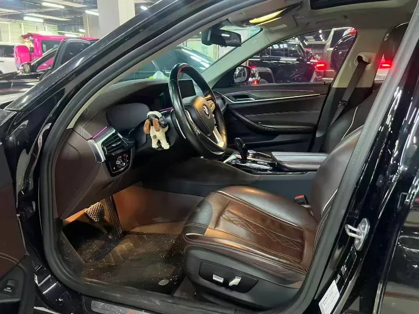 2024 Audi A4L 2.0T 190HP L4 7DCT,autocango,china used car exporter,china ev exporter,chinese used car exporter,chinese used ev exporter