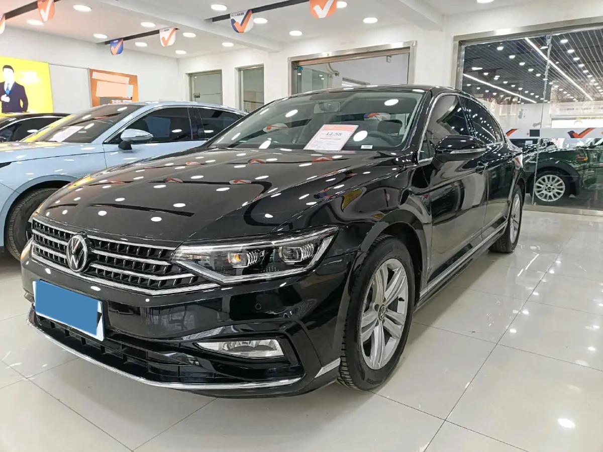 2025 Volkswagen Magotan 1.4T 150HP L4 7DCT,autocango,china used car exporter,china ev exporter,chinese used car exporter,chinese used ev exporter