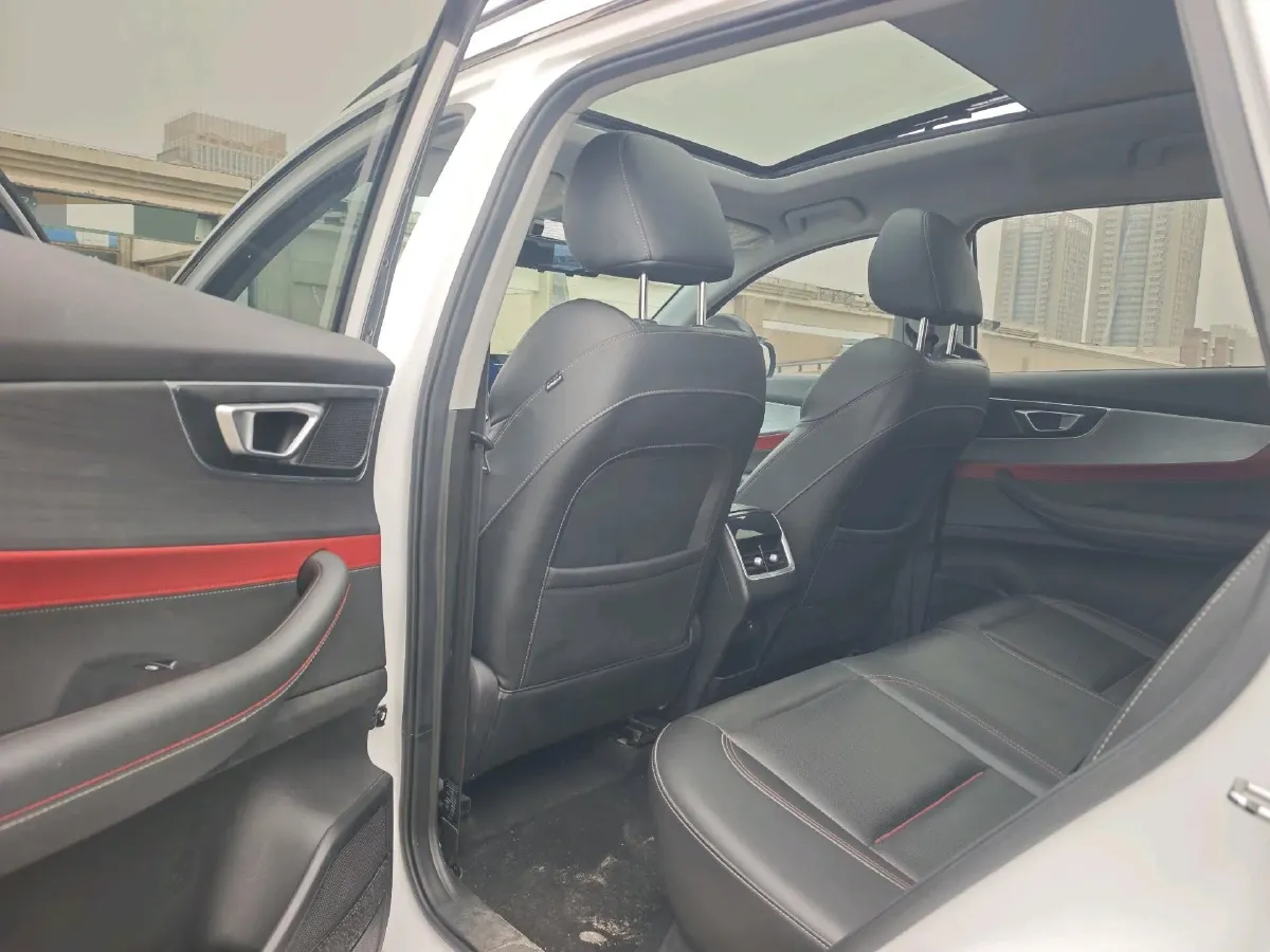 2022 Chery Tiggo 7 1.5T 156HP L4 CVT,autocango,china used car exporter,china ev exporter,chinese used car exporter,chinese used ev exporter