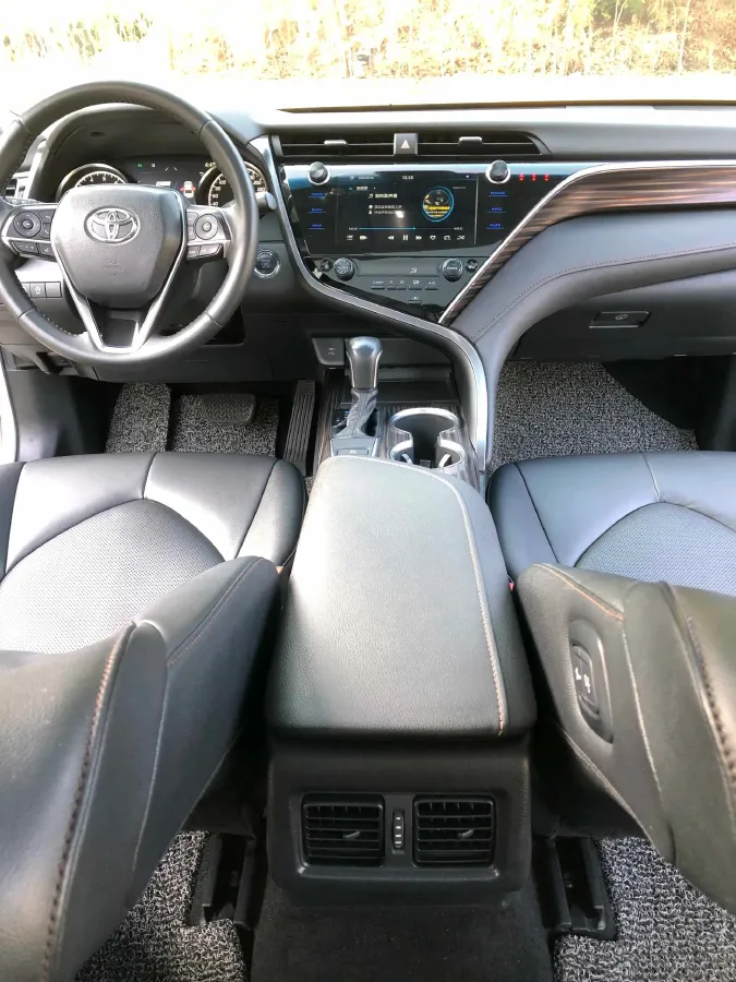 2019 Toyota Camry 2.0L 178HP L4 CVT,autocango,china used car exporter,china ev exporter,chinese used car exporter,chinese used ev exporter