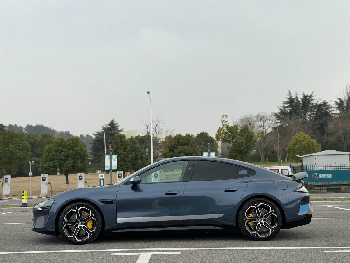 2024 MI SU7 BEV 101KWH,autocango,china used car exporter,china ev exporter,chinese used car exporter,chinese used ev exporter