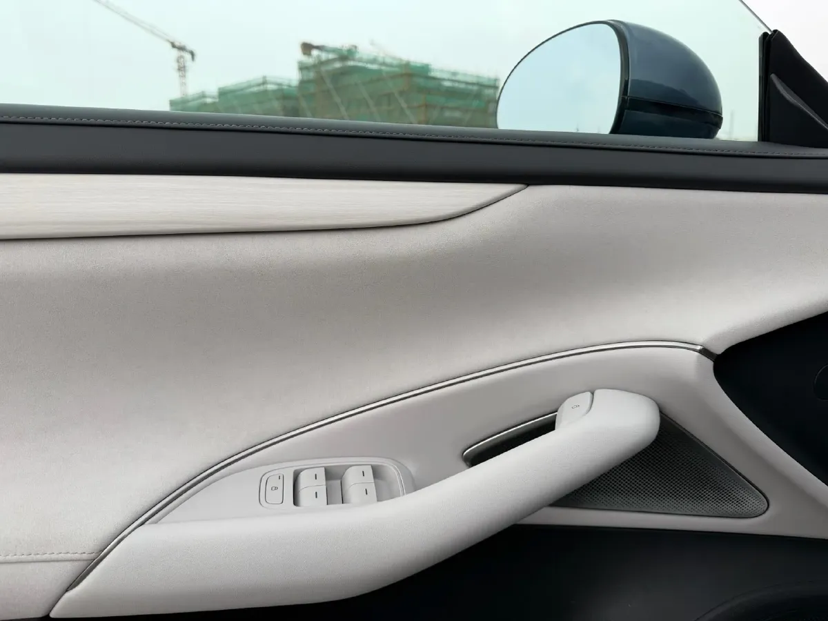 2024 MI SU7 BEV 101KWH,autocango,china used car exporter,china ev exporter,chinese used car exporter,chinese used ev exporter