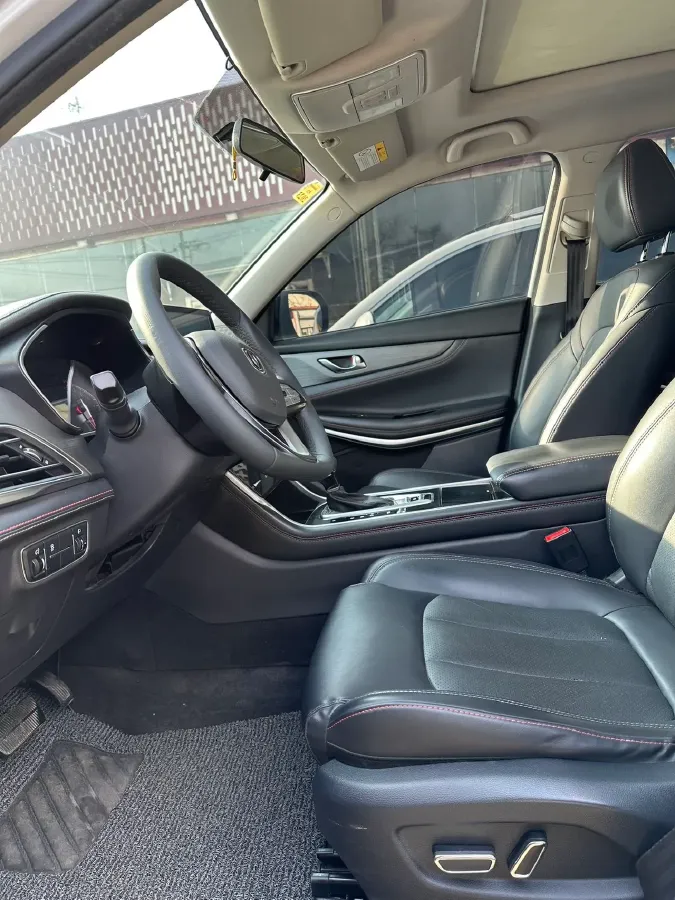 2021 ChangAn CS75 1.5T 178HP L4 7DCT,autocango,china used car exporter,china ev exporter,chinese used car exporter,chinese used ev exporter