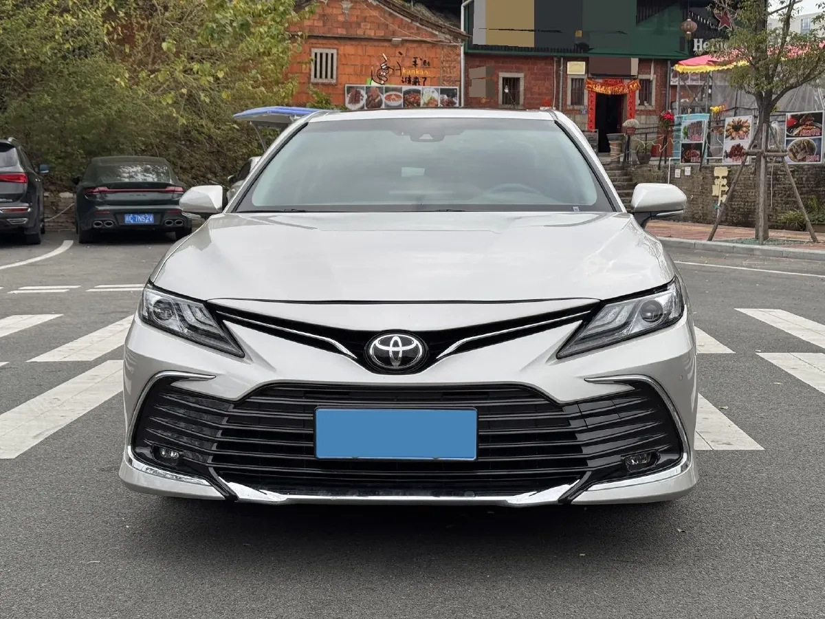 2023 Toyota Camry 2.0L 177HP L4 CVT,autocango,china used car exporter,china ev exporter,chinese used car exporter,chinese used ev exporter
