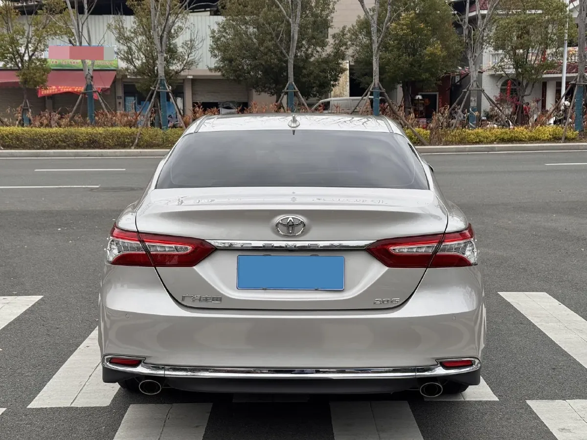 2023 Toyota Camry 2.0L 177HP L4 CVT,autocango,china used car exporter,china ev exporter,chinese used car exporter,chinese used ev exporter