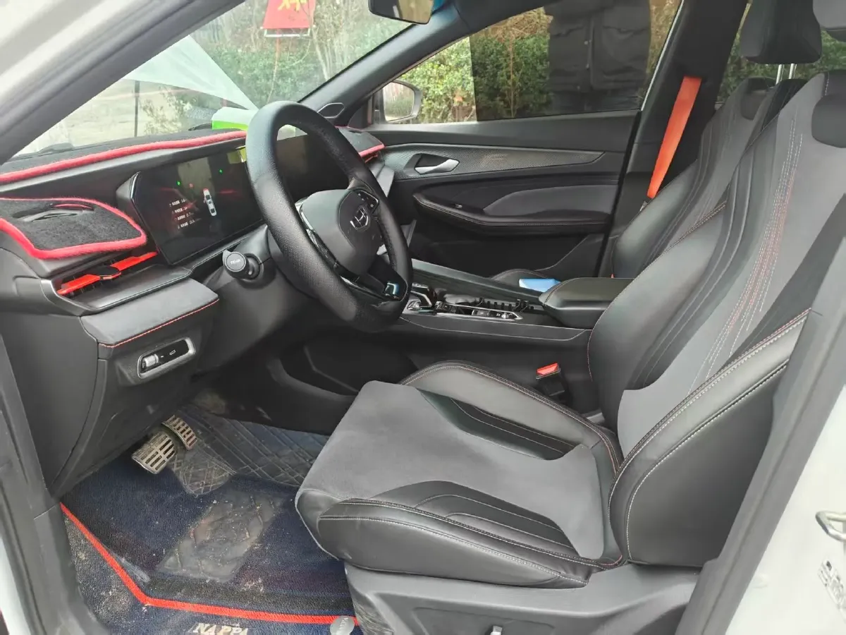 2022 Geely Binray 1.5T 181HP L4 7DCT,autocango,china used car exporter,china ev exporter,chinese used car exporter,chinese used ev exporter