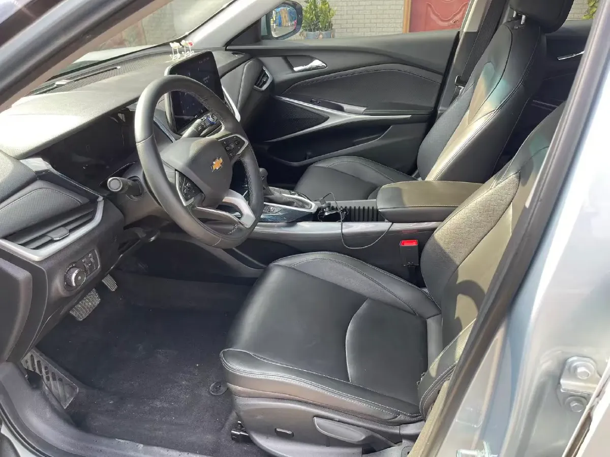 2022 Bestune T99 2.0T 224HP L4 6AT,autocango,china used car exporter,china ev exporter,chinese used car exporter,chinese used ev exporter