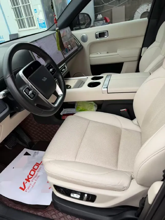 2023 Li L8 Range Extended 154HP REEV 40.9KWH,autocango,china used car exporter,china ev exporter,chinese used car exporter,chinese used ev exporter