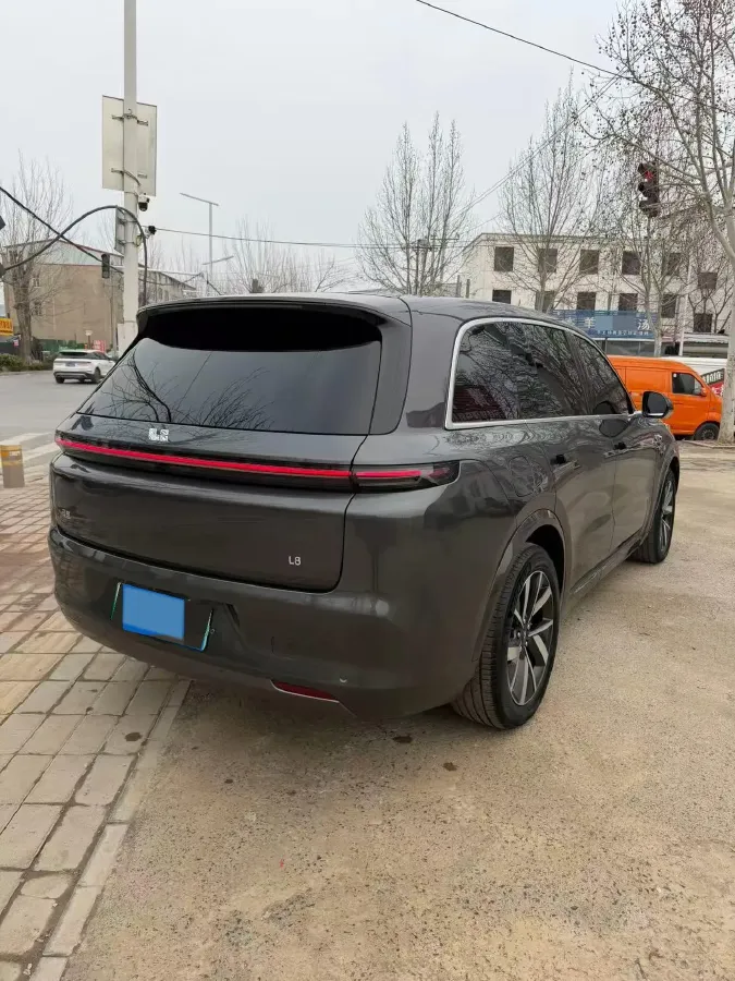 2023 Li L8 Range Extended 154HP REEV 40.9KWH,autocango,china used car exporter,china ev exporter,chinese used car exporter,chinese used ev exporter