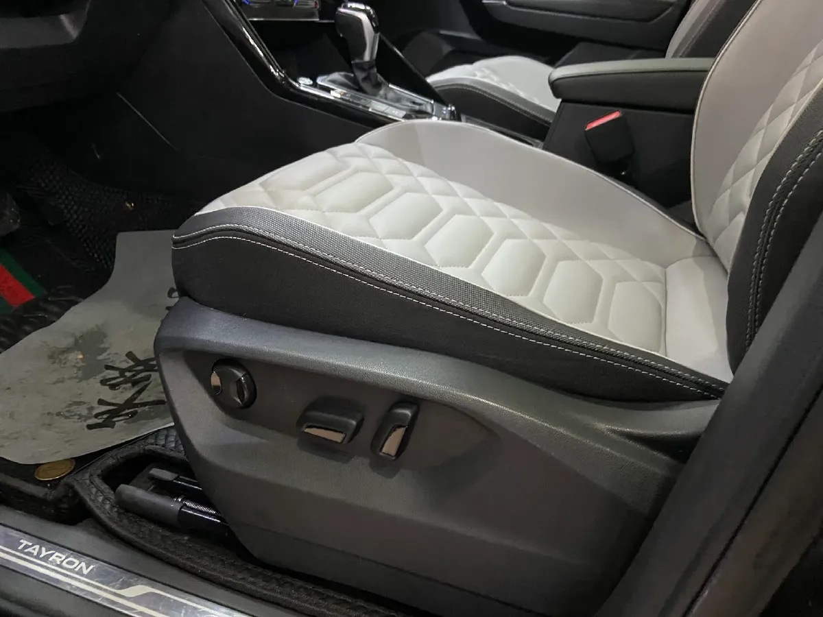 2023 Volkswagen Tayron 1.4T 150HP L4 7DCT,autocango,china used car exporter,china ev exporter,chinese used car exporter,chinese used ev exporter