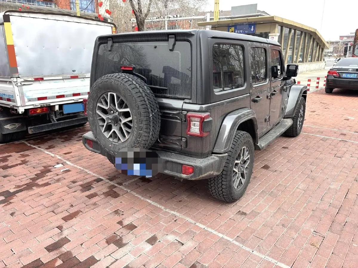 2024 Jeep Wrangler 2.0T 266HP L4 8AT,autocango,china used car exporter,china ev exporter,chinese used car exporter,chinese used ev exporter