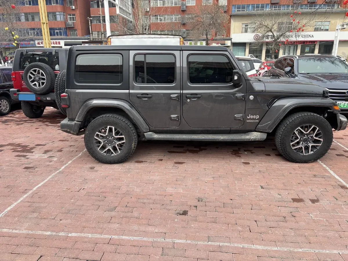 2024 Jeep Wrangler 2.0T 266HP L4 8AT,autocango,china used car exporter,china ev exporter,chinese used car exporter,chinese used ev exporter