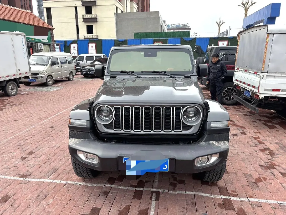 2024 Jeep Wrangler 2.0T 266HP L4 8AT,autocango,china used car exporter,china ev exporter,chinese used car exporter,chinese used ev exporter