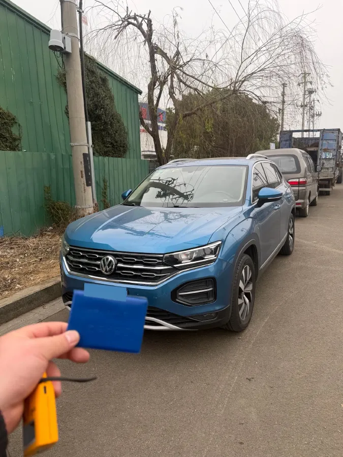 2019 Jeep Cherokee 2.0T 234HP L4 9AT,autocango,china used car exporter,china ev exporter,chinese used car exporter,chinese used ev exporter