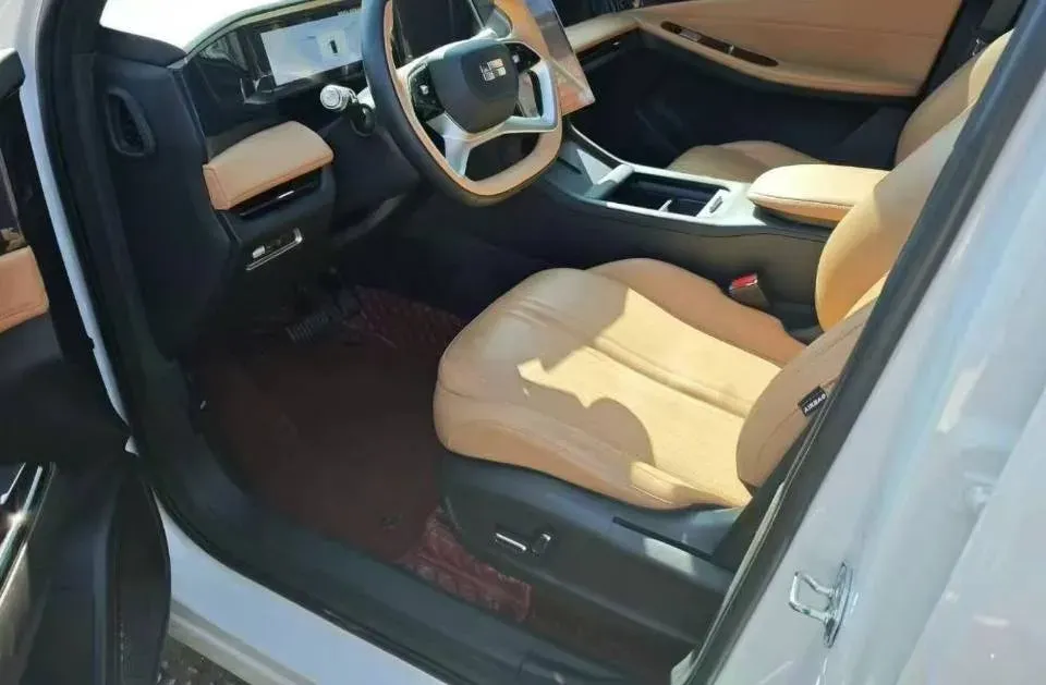 2025 Geely Galaxy L7 1.5L 112HP L4 1DHT PHEV 18.4KWH,autocango,china used car exporter,china ev exporter,chinese used car exporter,chinese used ev exporter