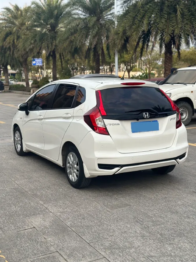 2020 Honda Fit 1.5L 131HP L4 CVT,autocango,china used car exporter,china ev exporter,chinese used car exporter,chinese used ev exporter