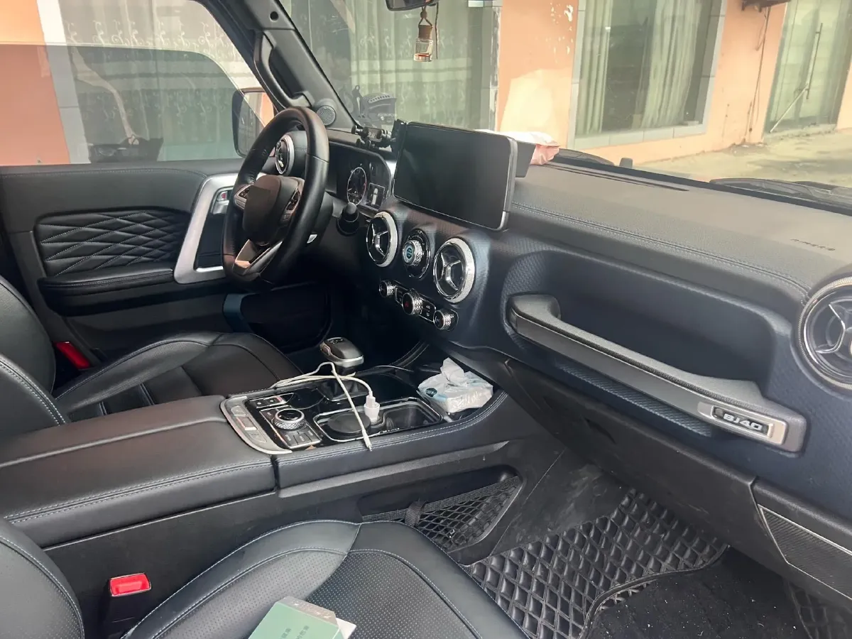 2023 Beijing BJ40 2.0T 163HP L4 8AT,autocango,china used car exporter,china ev exporter,chinese used car exporter,chinese used ev exporter