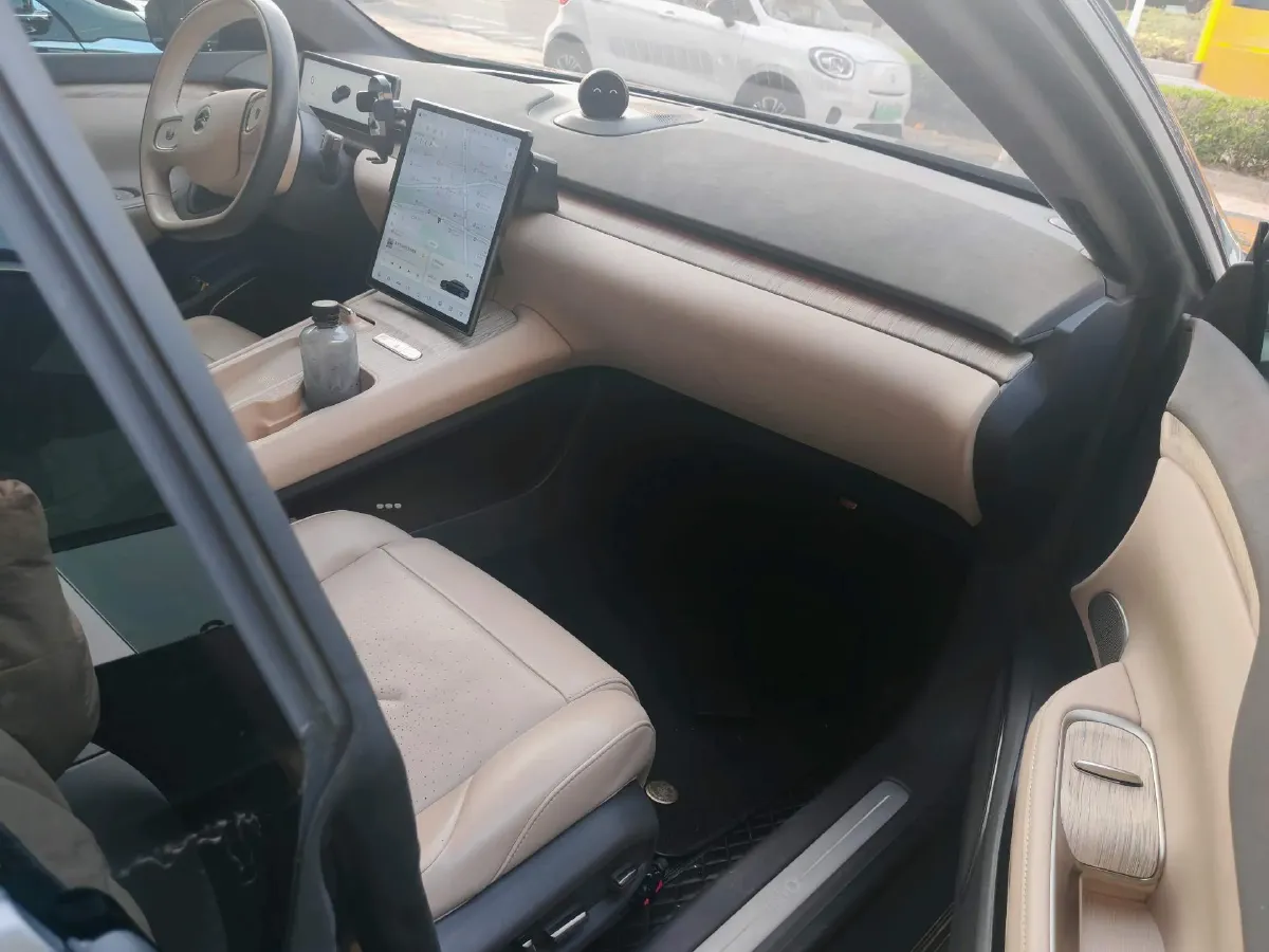 2021 Volkswagen ID.6 Crozz BEV 84.8KWH,autocango,china used car exporter,china ev exporter,chinese used car exporter,chinese used ev exporter