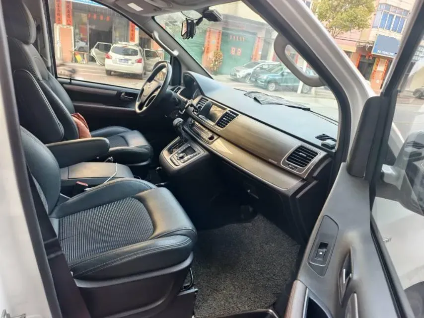 2016 MAXUS G10 2.0T 224HP L4 6AT,autocango,china used car exporter,china ev exporter,chinese used car exporter,chinese used ev exporter