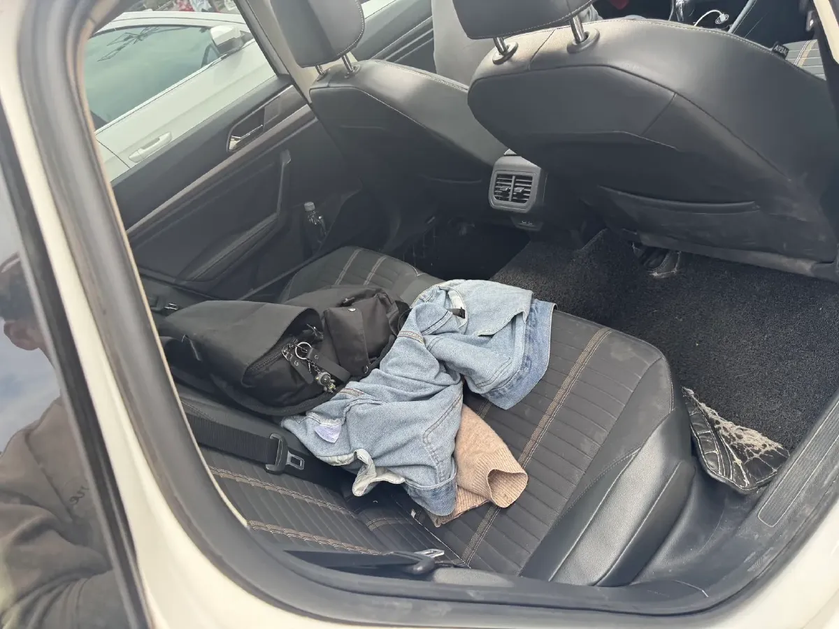 2018 Skoda Karoq 1.4T 150HP L4 7DCT,autocango,china used car exporter,china ev exporter,chinese used car exporter,chinese used ev exporter