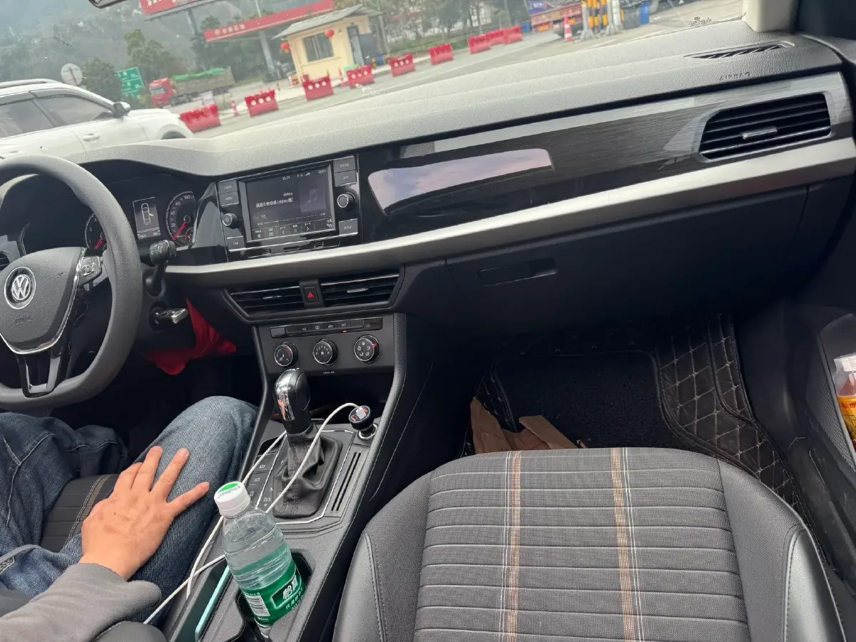 2018 Skoda Karoq 1.4T 150HP L4 7DCT,autocango,china used car exporter,china ev exporter,chinese used car exporter,chinese used ev exporter