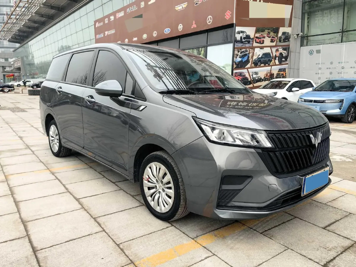 2022 WuLing ZhengChen 2.0L 136HP L4 6MT,autocango,china used car exporter,china ev exporter,chinese used car exporter,chinese used ev exporter