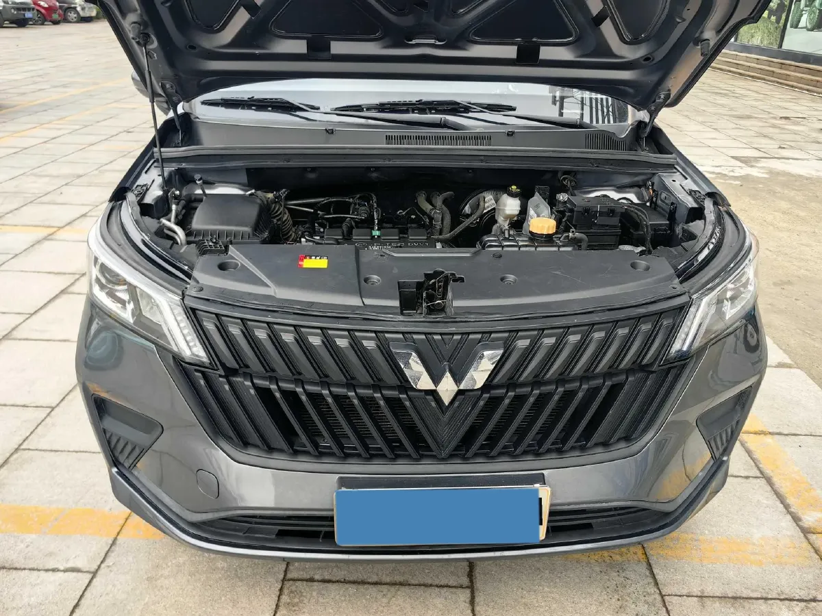 2022 WuLing ZhengChen 2.0L 136HP L4 6MT,autocango,china used car exporter,china ev exporter,chinese used car exporter,chinese used ev exporter