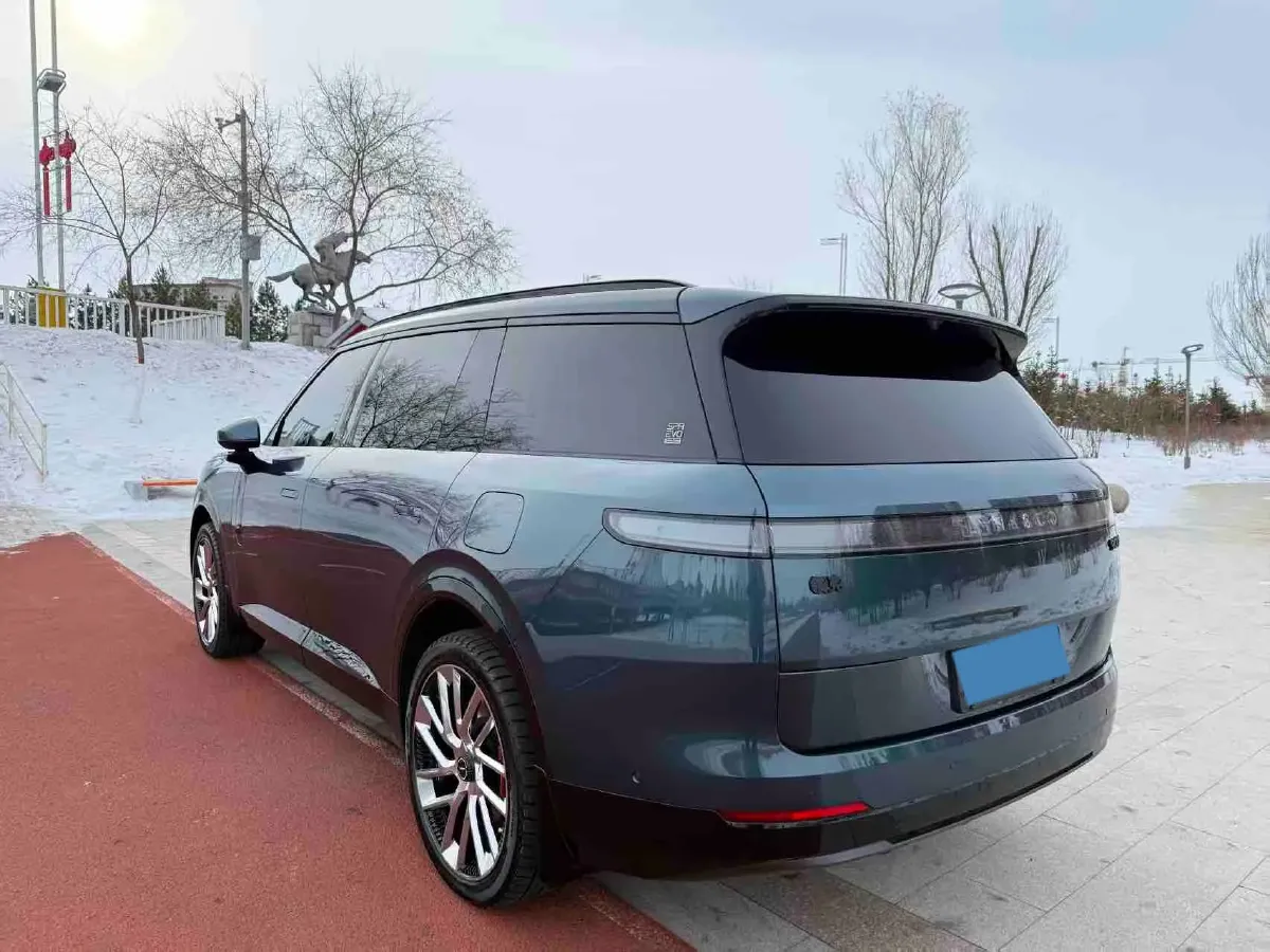 2025 LYNK&CO 900 2.0T 254HP L4 3DHT PHEV,autocango,china used car exporter,china ev exporter,chinese used car exporter,chinese used ev exporter