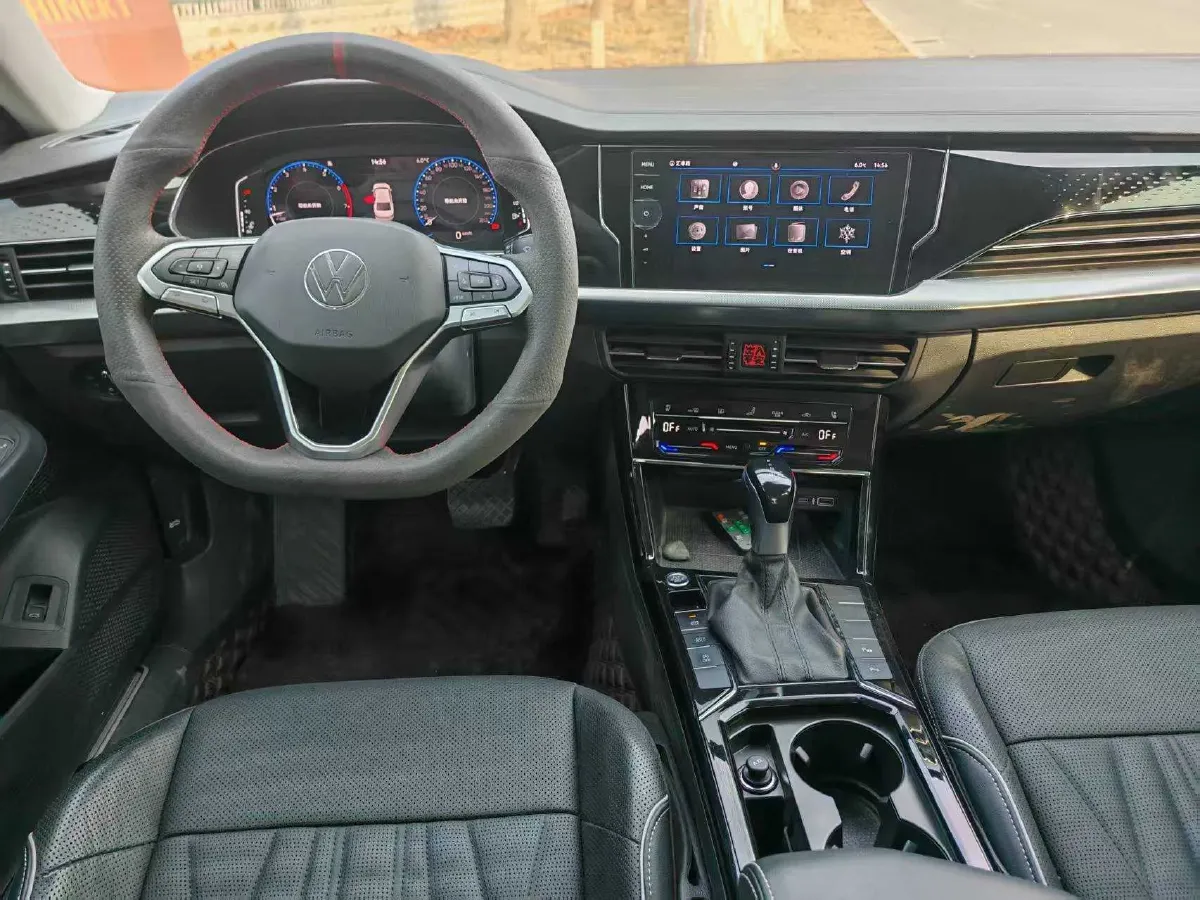 2022 Xpeng P7 BEV 60.2KWH,autocango,china used car exporter,china ev exporter,chinese used car exporter,chinese used ev exporter