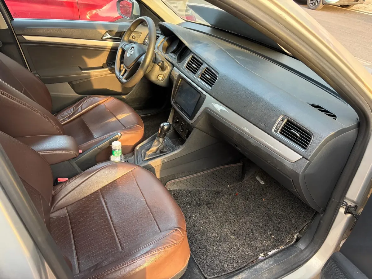 2017 Volkswagen Lavida 1.6L 110HP L4 6AT,autocango,china used car exporter,china ev exporter,chinese used car exporter,chinese used ev exporter